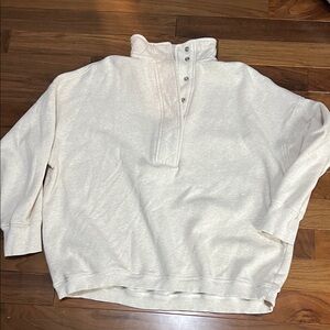 Aerie Women’s Sweater in Cream size L